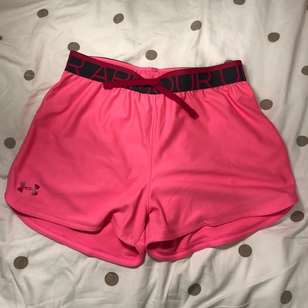 Athletic Under Armour Shorts